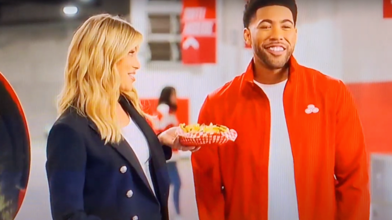 Yes, that's Minnesota native Jenny Taft in a State Farm commercial
