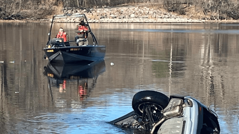 SUV found submerged in Mankato pond; police believe it was intentional ...