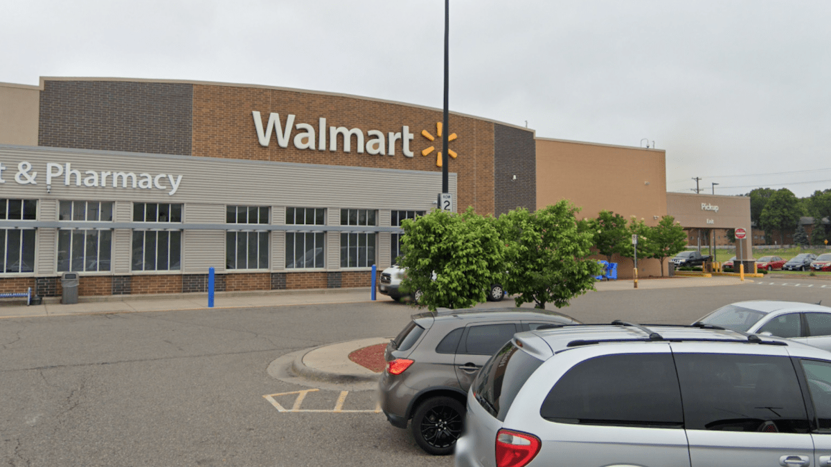 Customers Reportedly Flee After Scare Inside Bloomington Walmart Bring Me The News