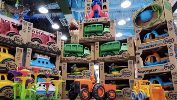 Rapidly expanding Minnesota toy chain to open flagship store at