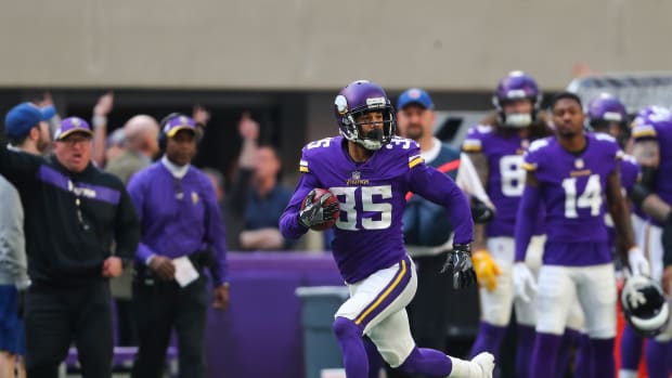 Marcus sherels jersey top