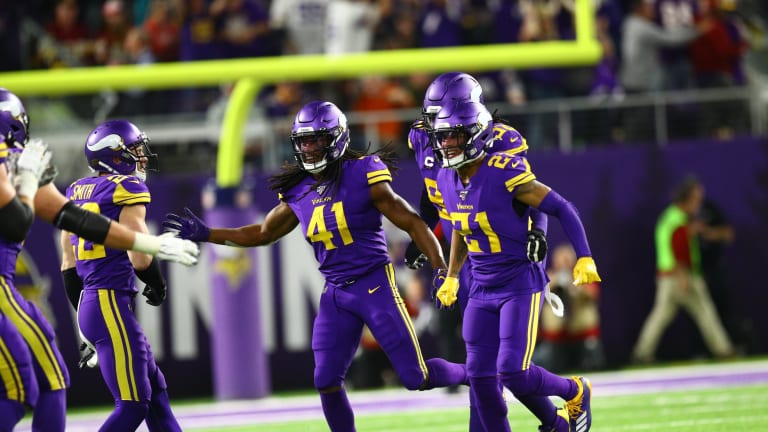 Vikings win snoozer over Washington to improve to 6 2 Bring Me