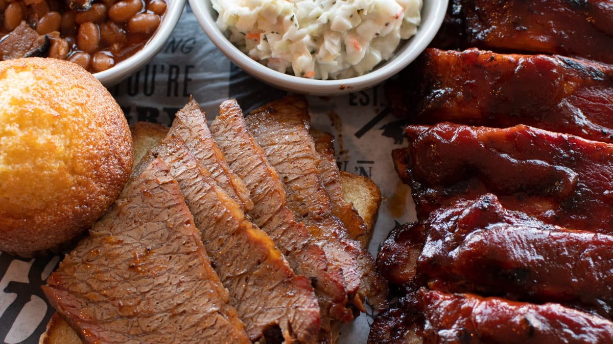 Famous dave's outlet beef brisket