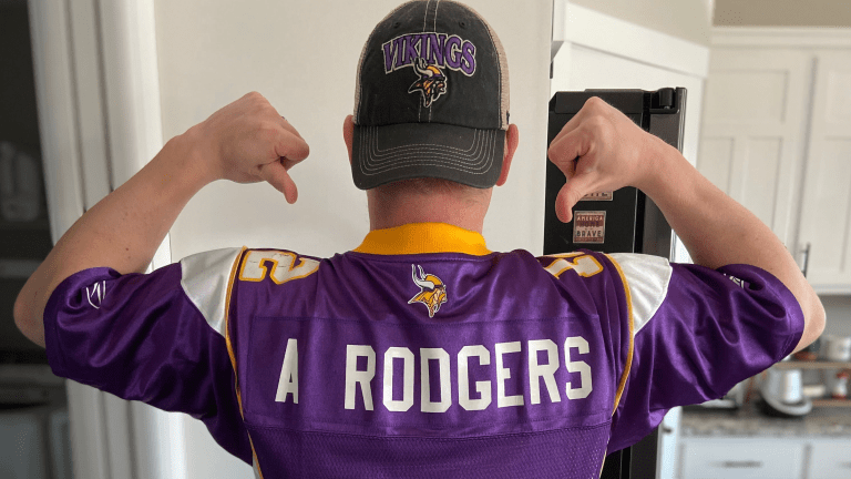 Aaron rodgers clearance vikings uniform