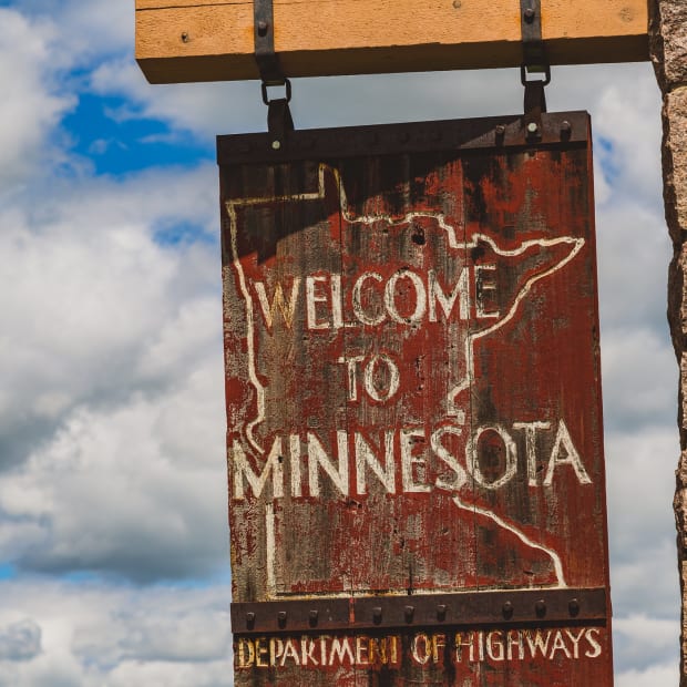 Flickr - welcome to minnesota sign - Tony Webster