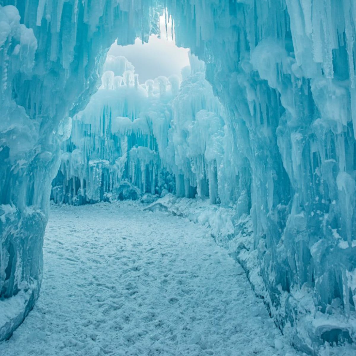 Ice Castles Attraction Is On Its Way Back To Stillwater This Winter Bring Me The News