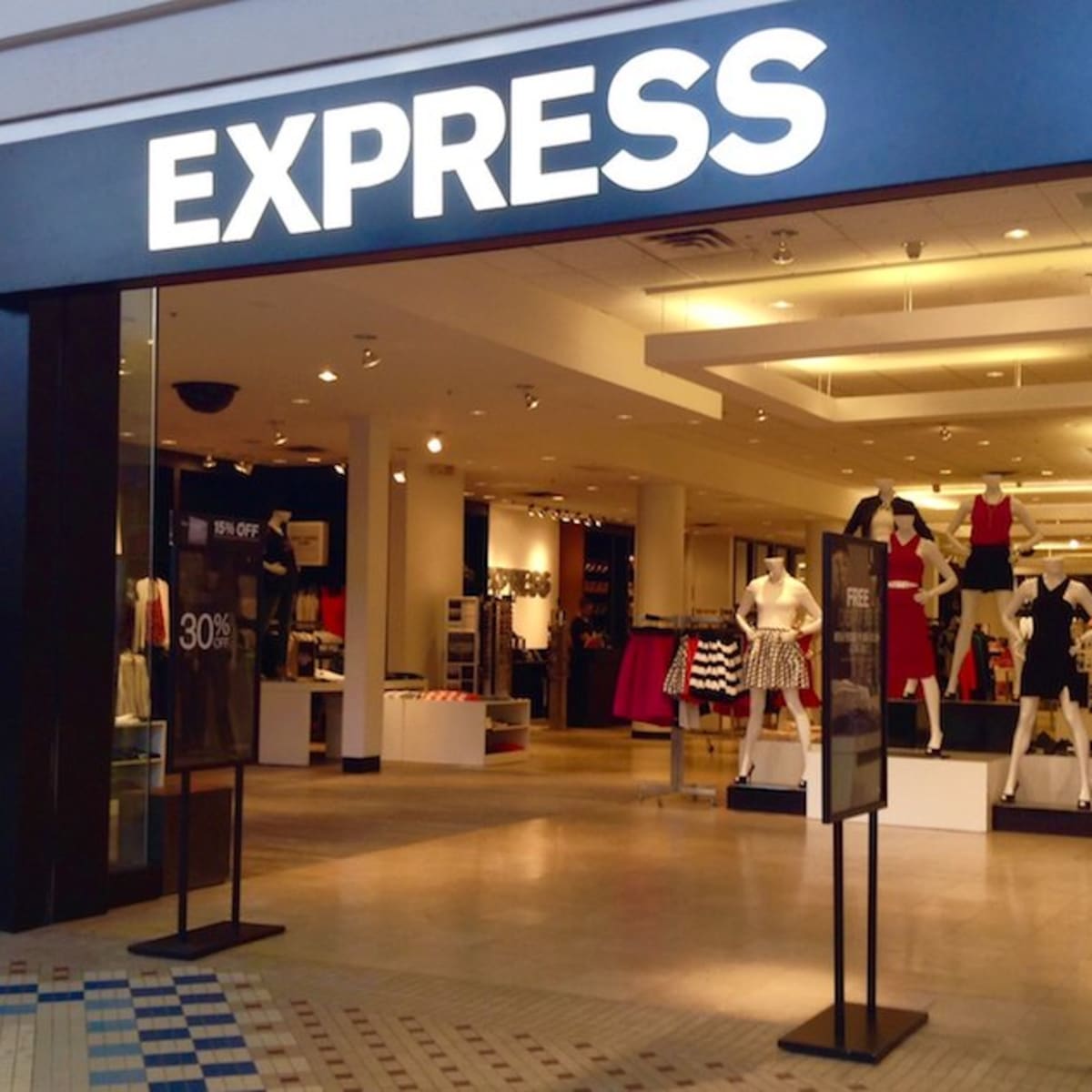 Express Avenue Mall - Hidesign brings you END OF SEASON SALE at up