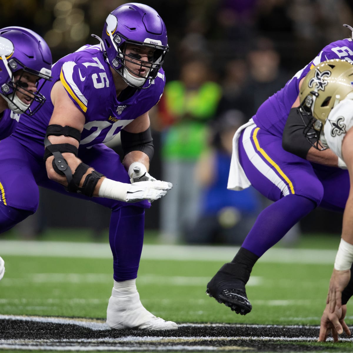 : NFL PRO LINE Men's Danielle Hunter Purple Minnesota Vikings  Team Replica Player Jersey : Sports & Outdoors