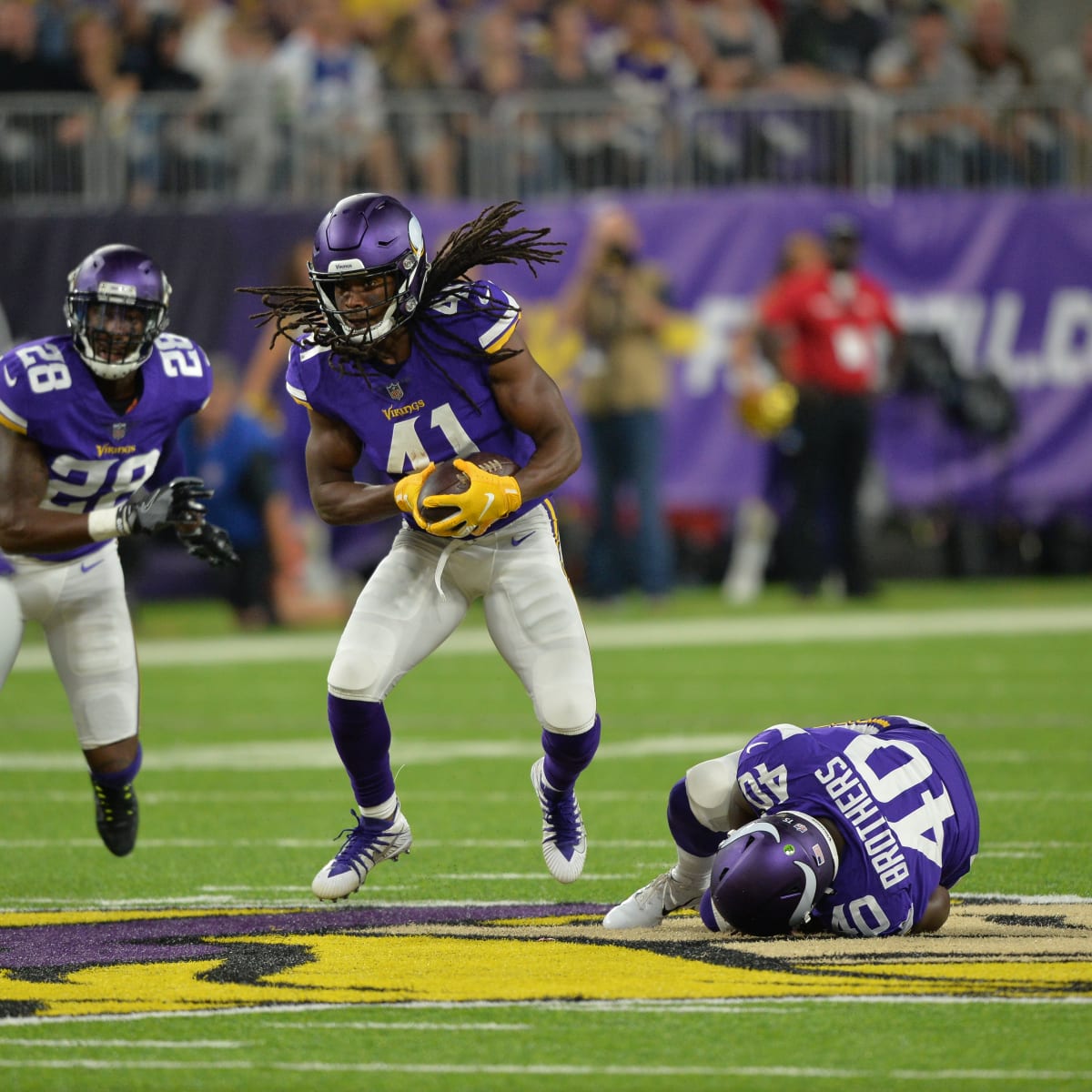 Tour the Vikings New U.S. Bank Stadium with Chad Greenway & Kyle Rudolph