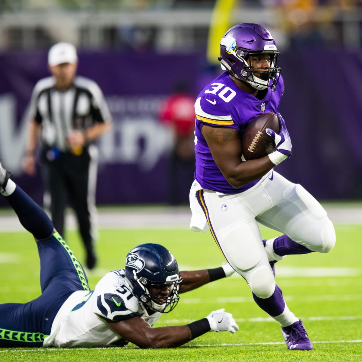 Full capacity: Vikings, Cousins dominate Seahawks in raucous home opener