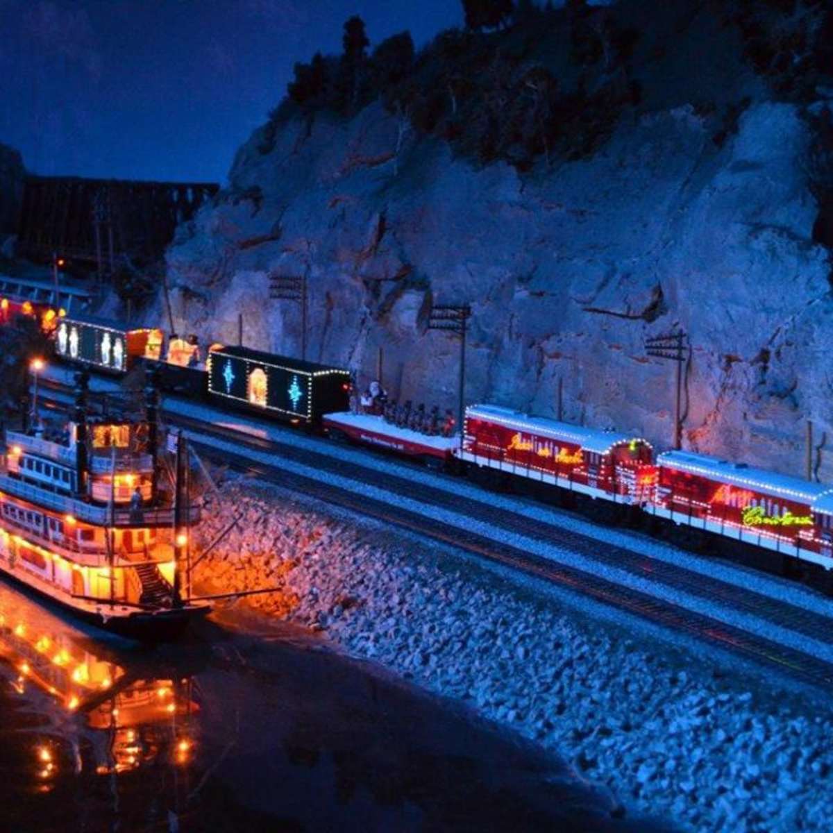 Christmas Train Mn 2022 Twin City Model Railroad Museum Brings Back Night Trains For The Holidays -  Bring Me The News