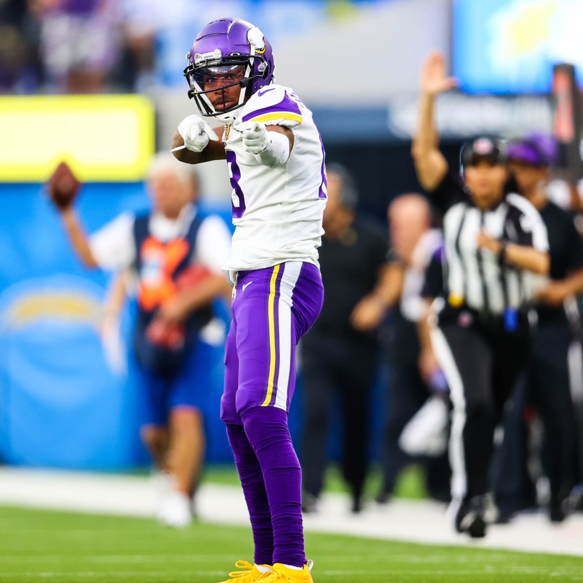 Justin Jefferson sets receiving mark on Vikings' record-breaking