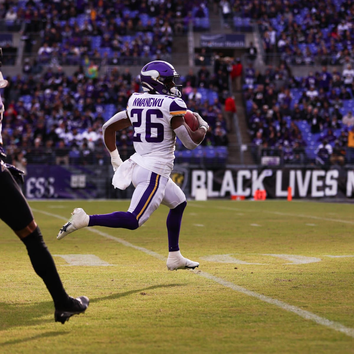 Vikings rookie Kene Nwangwu bursts onto scene with big special teams plays