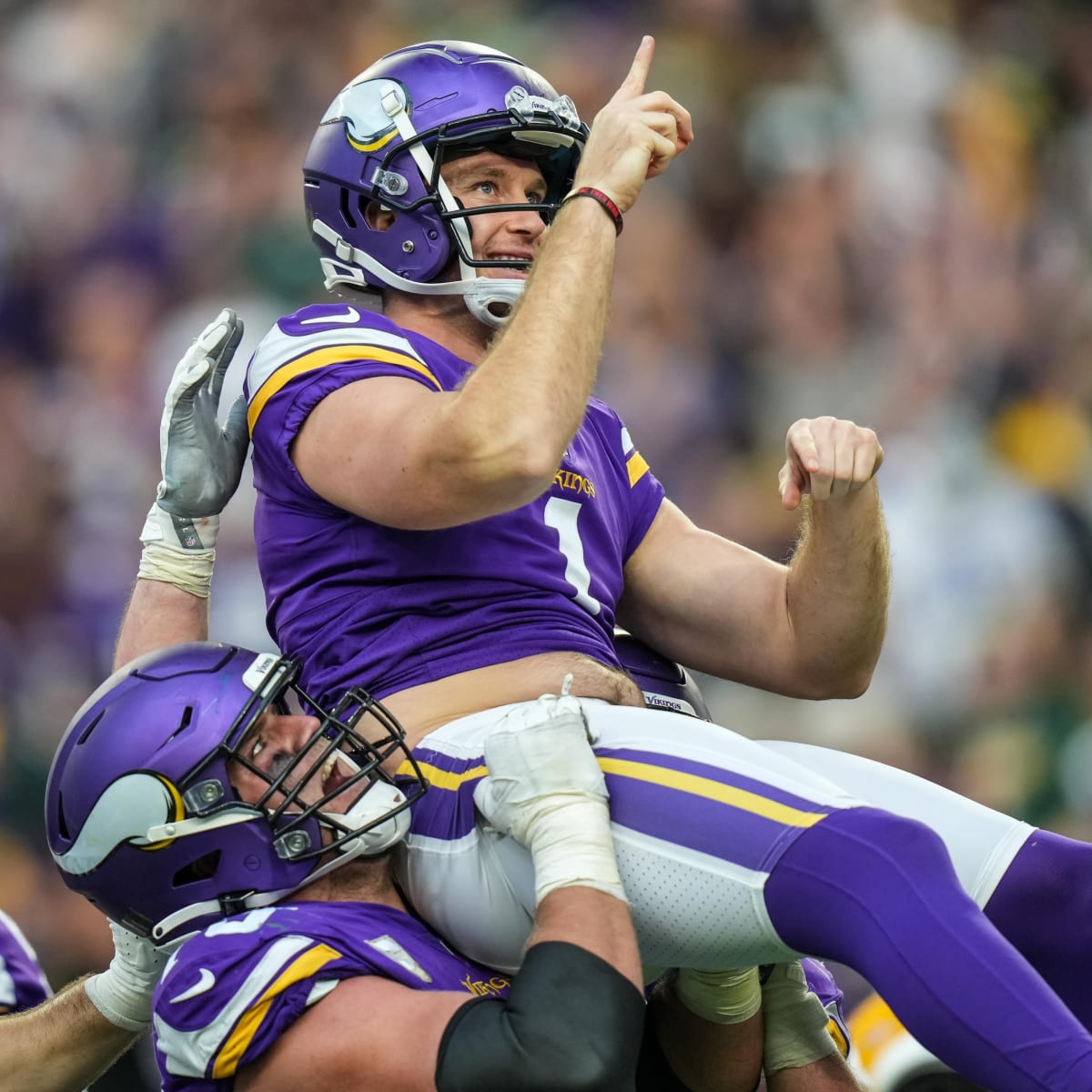 Vikings Tender on K Greg Joseph