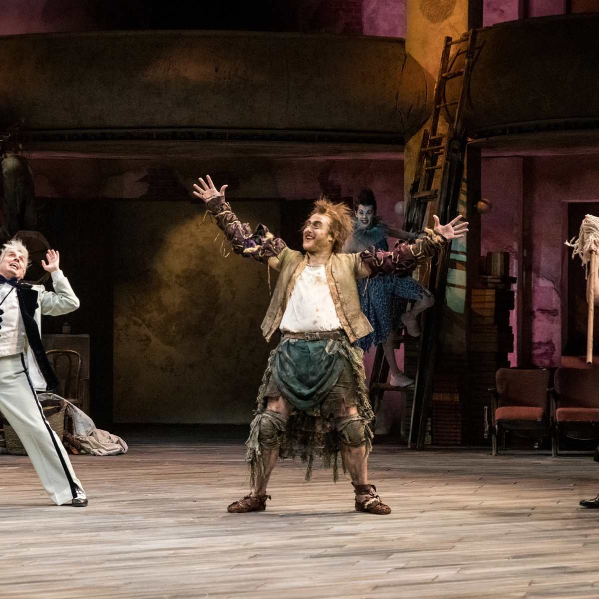 Guthrie A Christmas Carol 2022 Guthrie Unveils 10 'Ambitious' Shows For 2022-23 Theatrical Season - Bring  Me The News