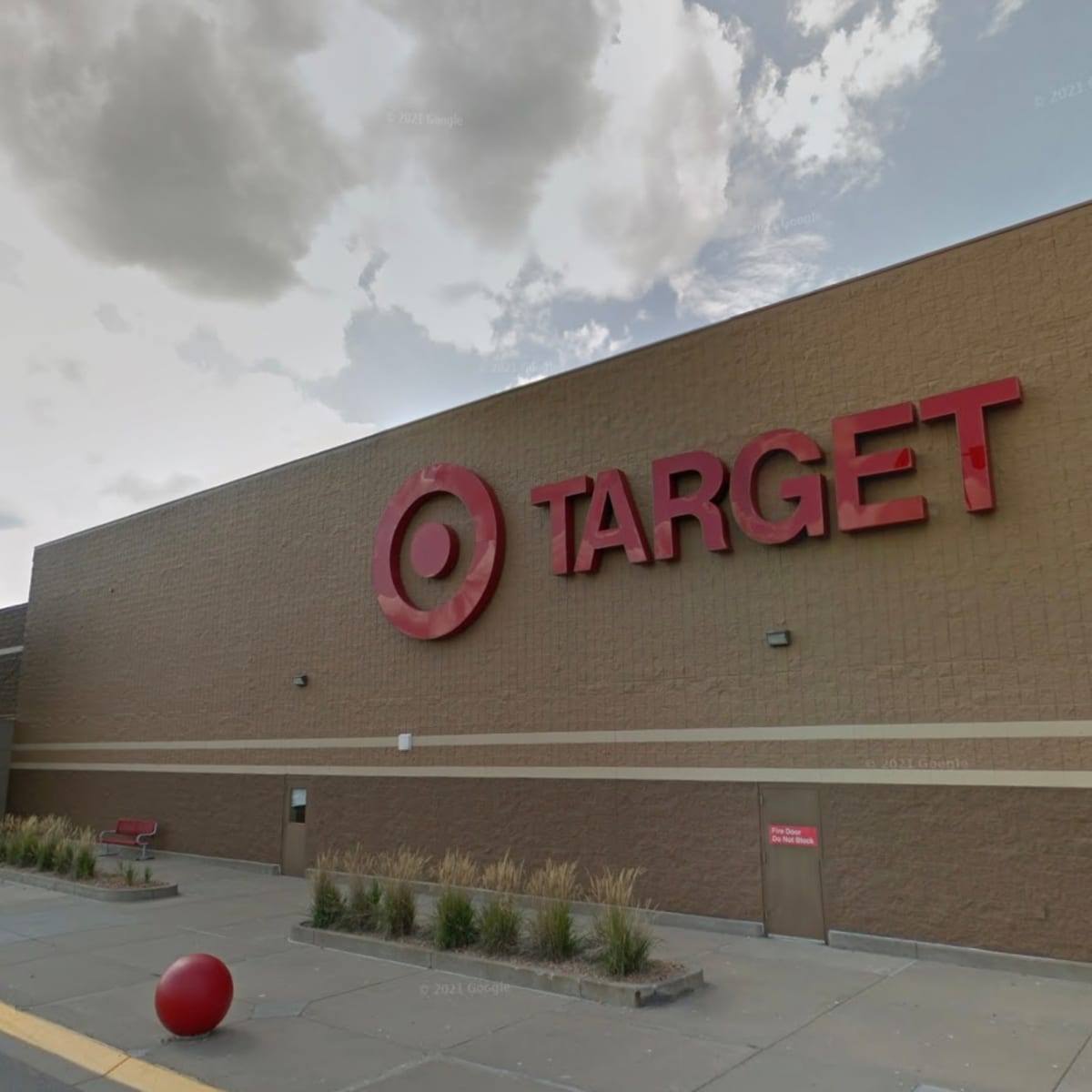 Target closing 9 stores in 4 states for safety of workers