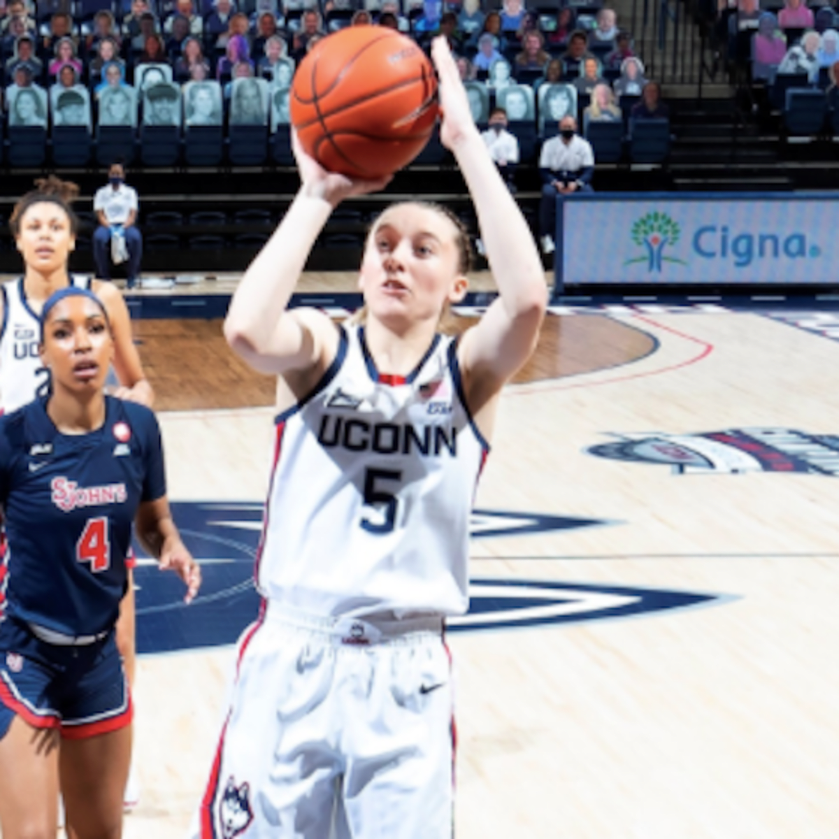 Paige Bueckers Is Becoming A Superstar For Uconn Hoops Bring Me The News