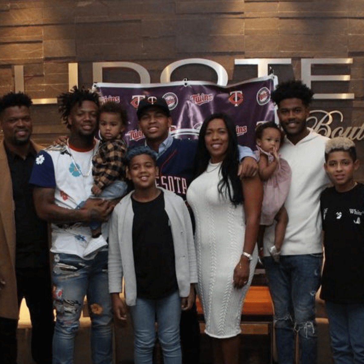 Is Ronald Acuna Jr Married? Who is Ronald Acuna Jr Wife? When Did Ronald  Acuna Jr Get Married? -Latest News