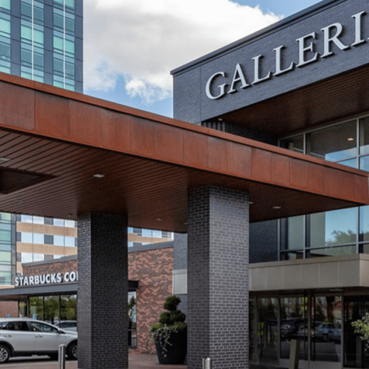 Galleria (Edina, MN) - Southdale's fancy neighbor 