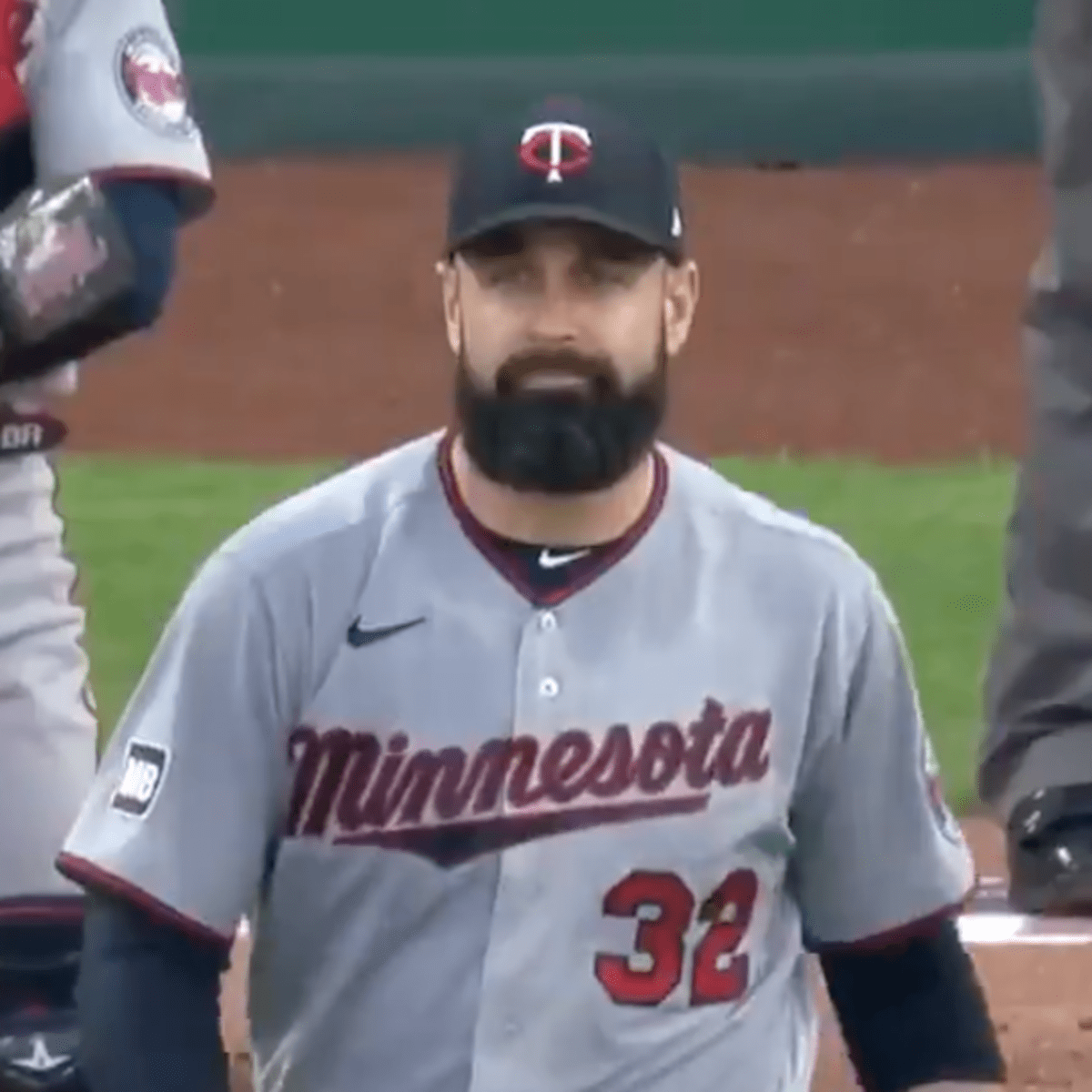 Shoemaker 'pitching the opposite of how the Twins wanted me to pitch' with  Saints – Twin Cities