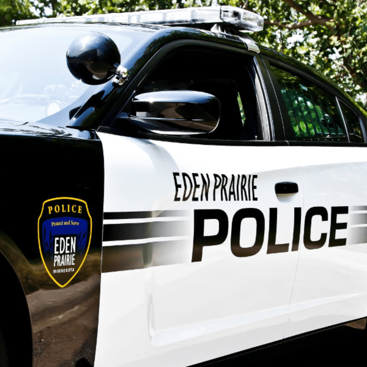 Alert in Eden Prairie after string of vehicle break-ins, thefts picture