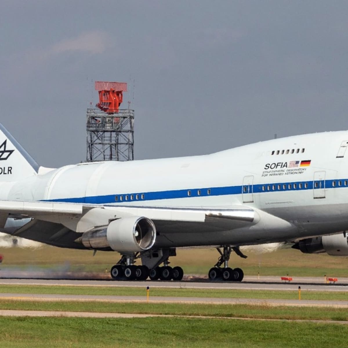 NASA s Boeing 747 mounted telescope makes a stop at MSP Airport