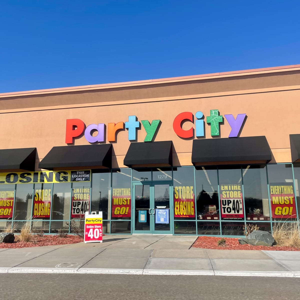 Party deals city closing