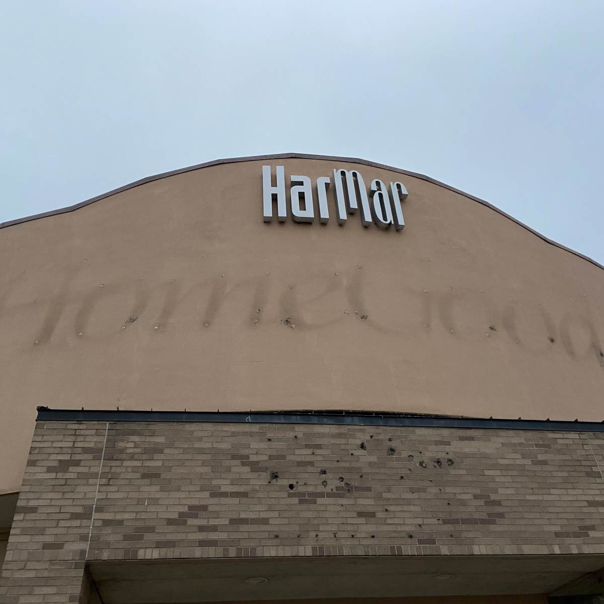 Famous footwear harmar deals