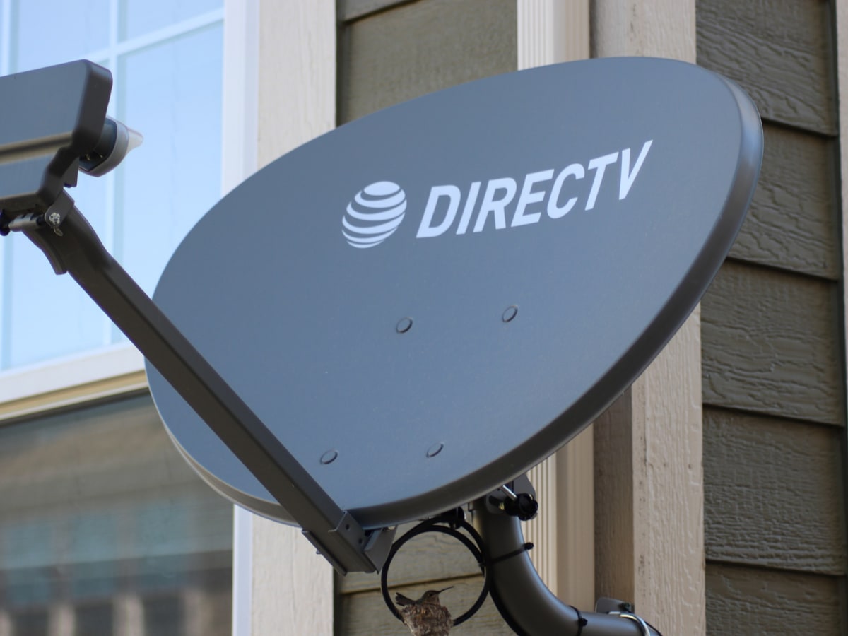 DirecTV Keeps Plugging Away at NFL Sunday Ticket Renewal