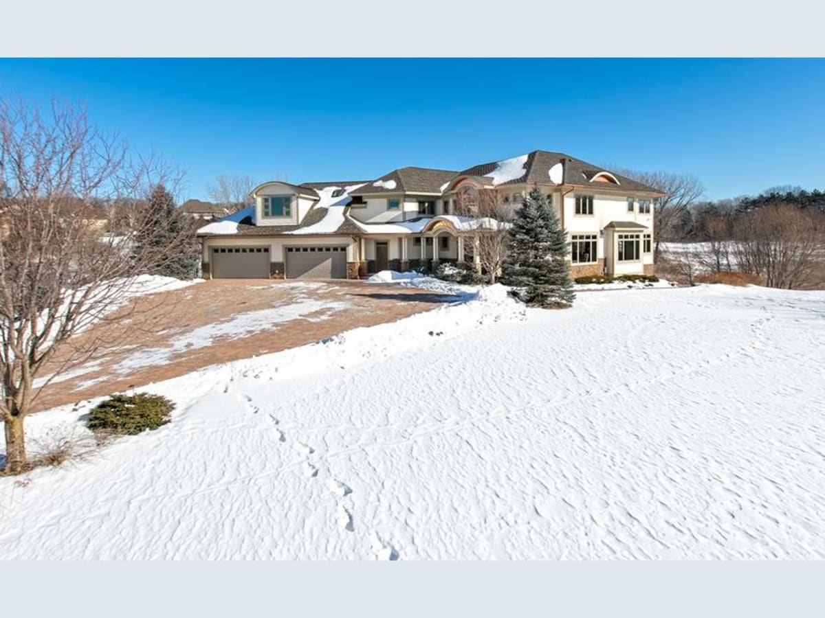 Gallery: The home of ex-Vikings coach Mike Zimmer is for sale for