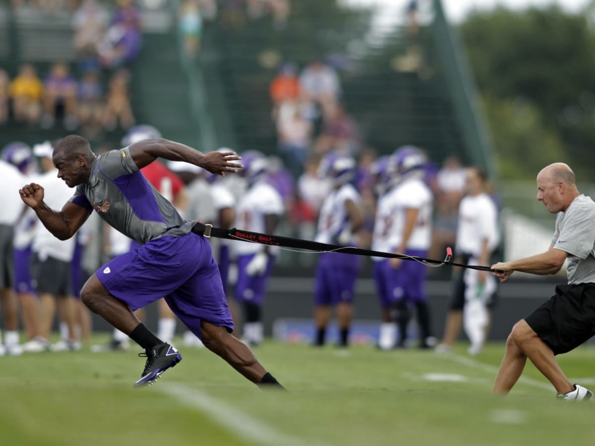 Vikings part ways with head athletic trainer Eric Sugarman