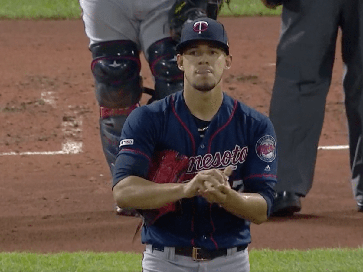 Berrios' 6-hitter leads Twins over White Sox 