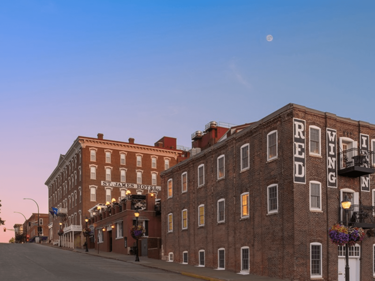 Historic Hotels in St. Paul, MN