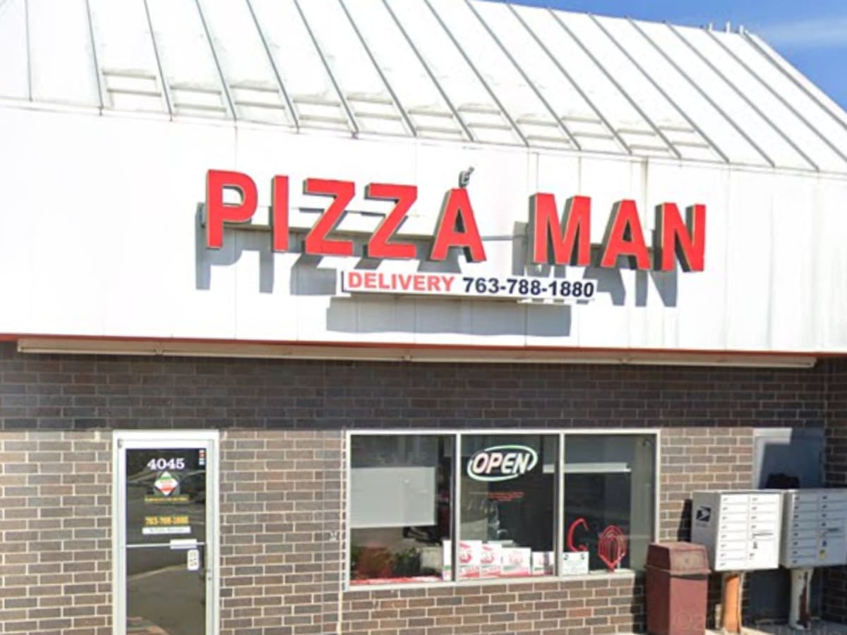 Pizza man near deals me