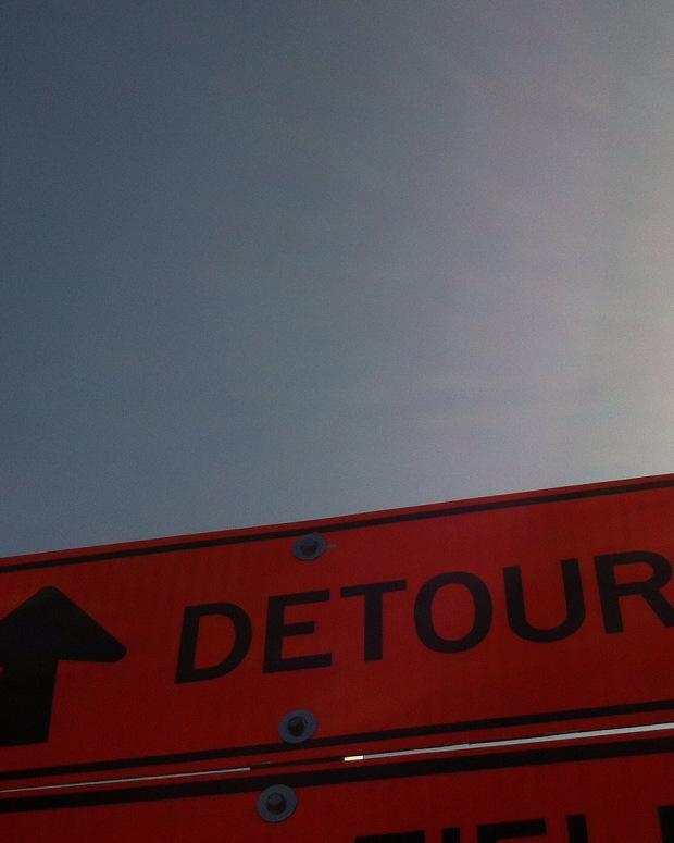 Detour road construction