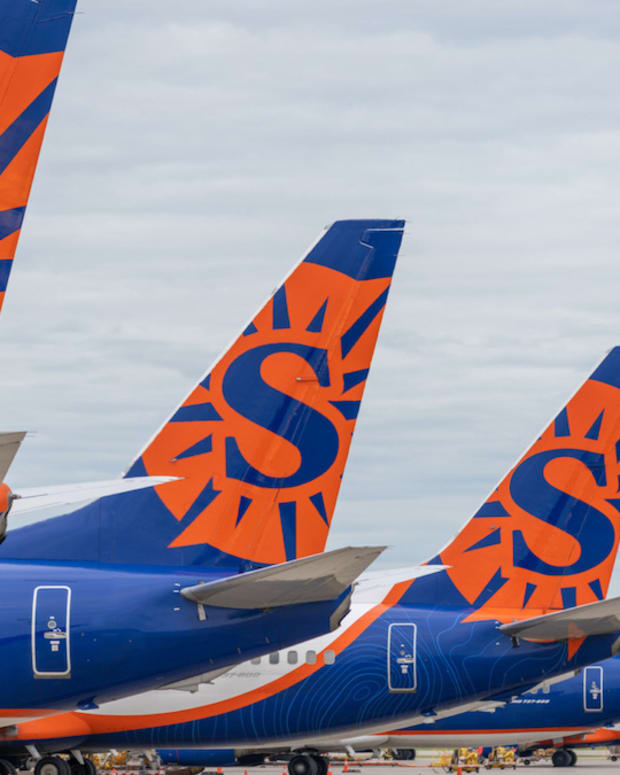 Sun Country Airlines Apple Wallet generatles