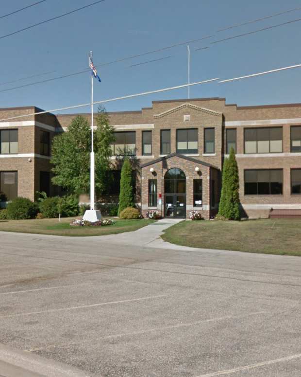 Mn Based Beauty School Chain Shuts Down All 79 Campuses At Once Bring Me The News Mn Based Beauty School Chain Shuts Down All 79 Campuses At Once Bring Me The News