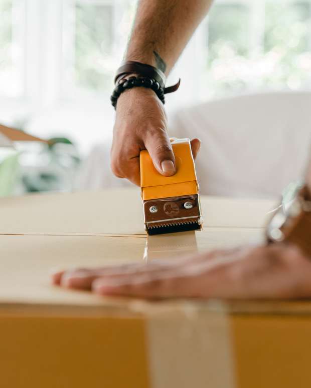 Pexels - moving boxes