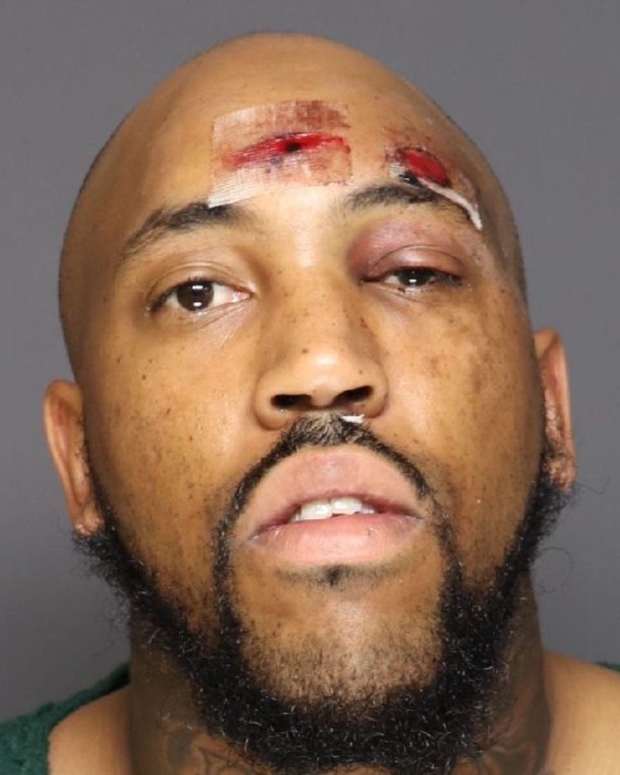 Atravius Weeks booking photo