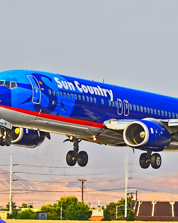Flickr - Sun Country airplane Nevada - Tomas Del Coro