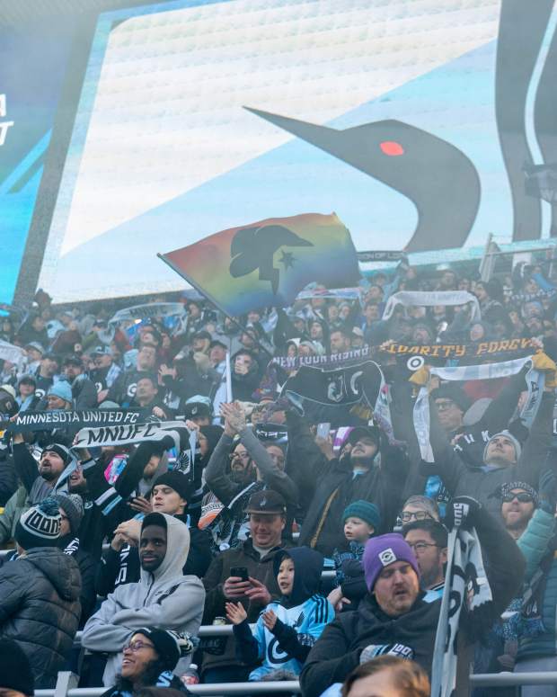  Minnesota United fans celebrate a goal scored by forward Kelvin Yeboah (9)