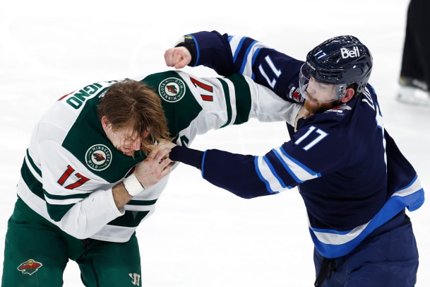 NHL fines repeat offender Marcus Foligno $5,000 US for kneeing