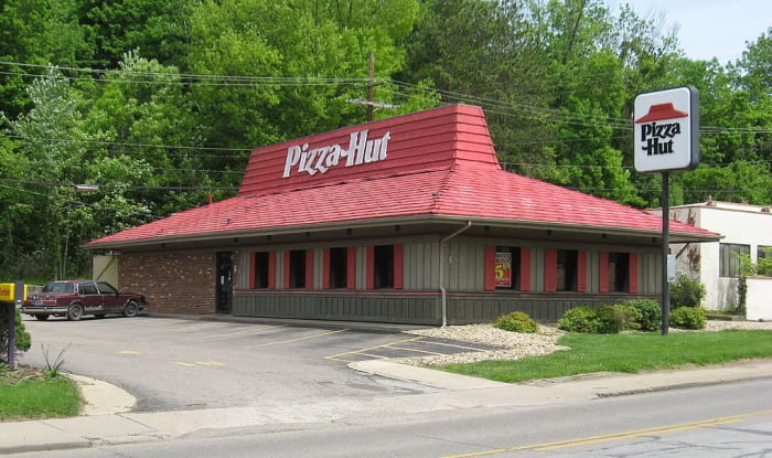 Pizza Hut set to close 500 dine-in locations nationwide - Bring Me The News