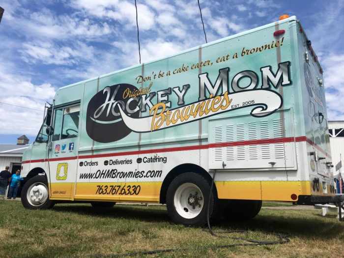 Popular 'Hockey Mom' brownie truck to open up shop in St. Paul Bring