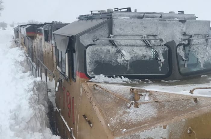 train stuck in snow