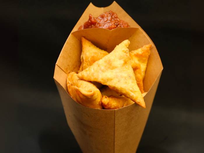 Midtown Global Market's Oasis Grill & Hoyo Sambusa