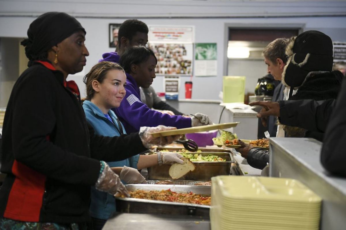 This Thanksgiving How To Help The Less Fortunate Put Food On The Table   Dod Food Bank Soup Kitchen 