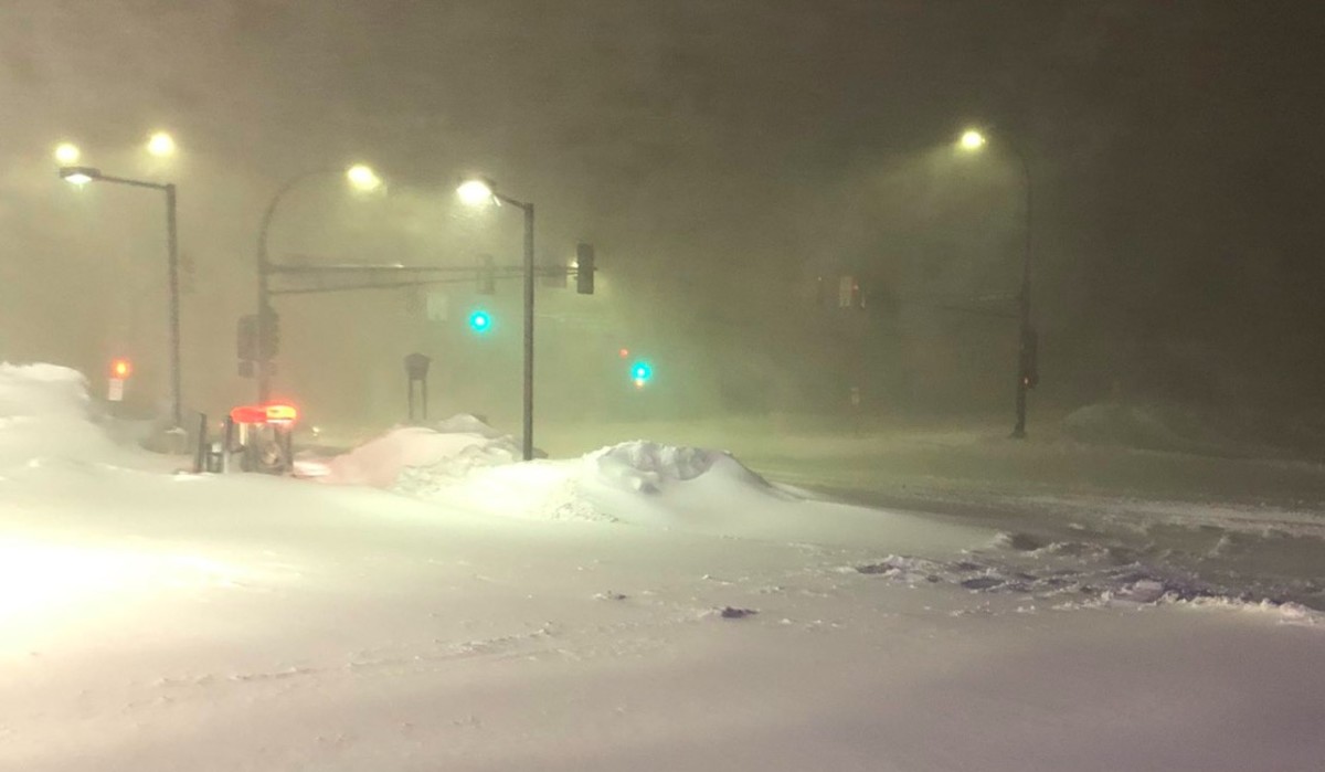 Nightmare In The Northland As Blizzard Pummels Duluth Bring Me