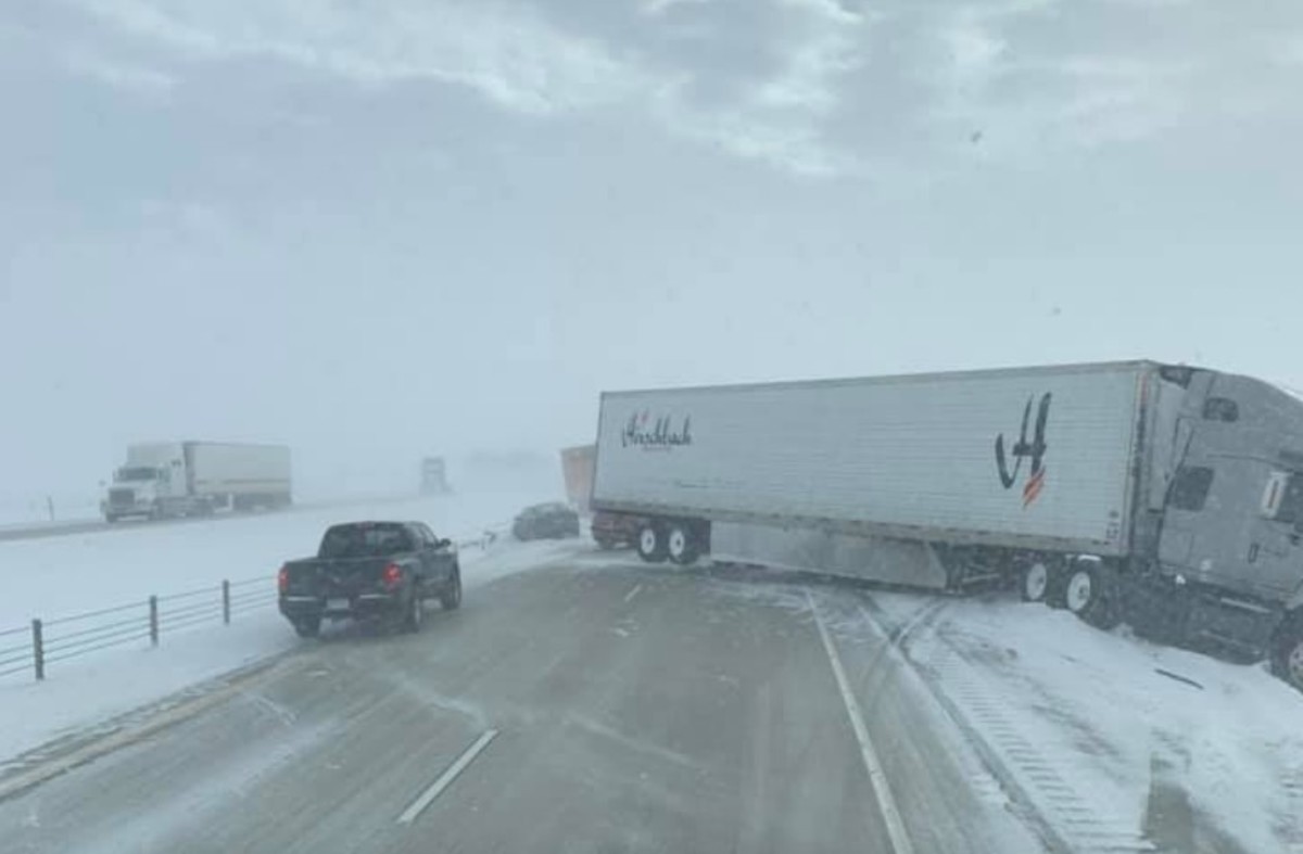 Interstate 35 southbound reopens north of Albert Lea after multi
