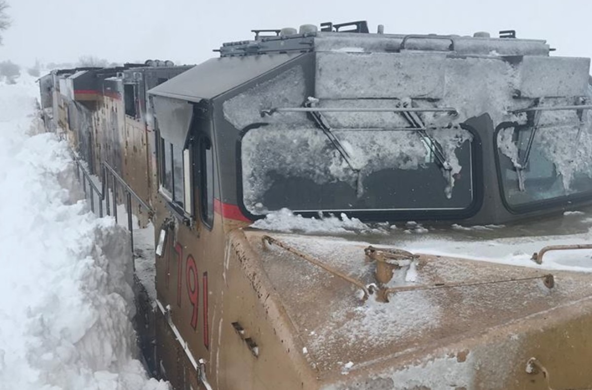 train stuck in snow